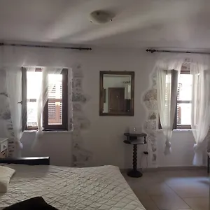  Apartment Martin - 10 Mt To The